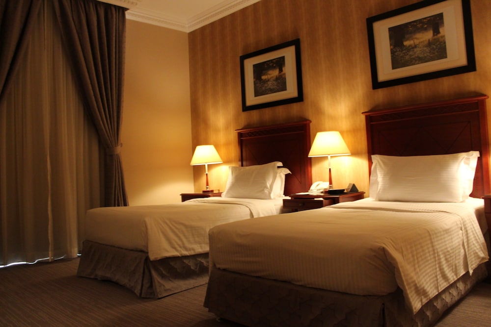 Junior Twin Room - Photo 6