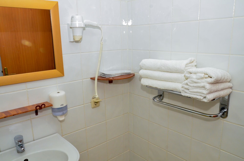 Luxury Room, 1 Bedroom, Refrigerator, Mountain View photo 3