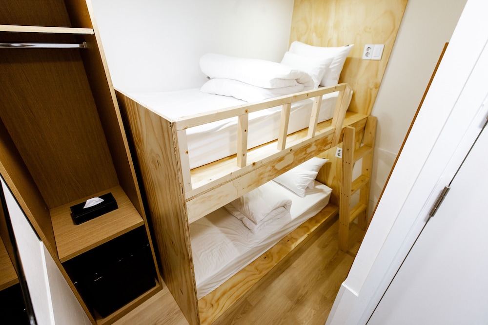 Twin Room, No Windows (Bunkbed) - Photo 1