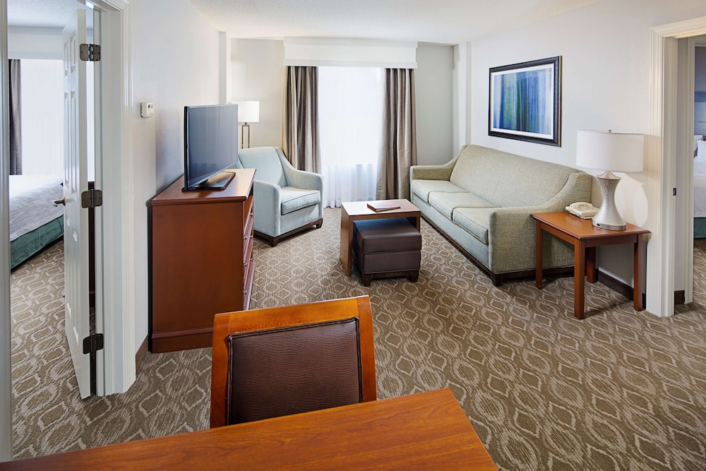 Suite, 2 Bedrooms, Non Smoking - Photo 5