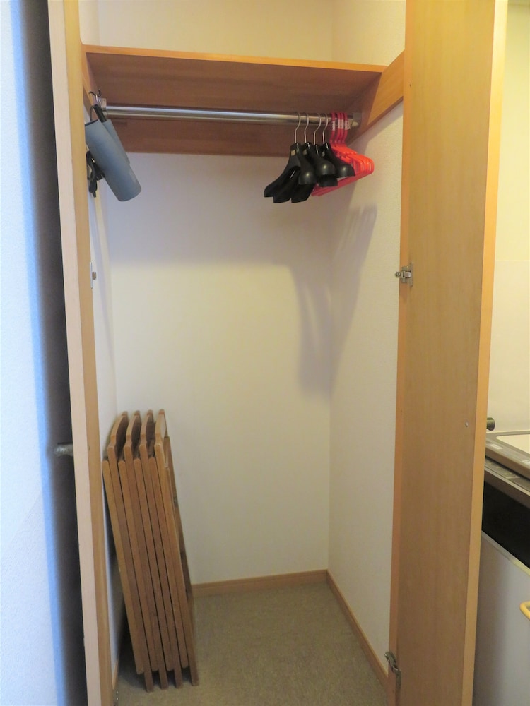 Economy Quadruple Room, Non Smoking photo 2