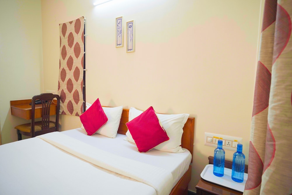 Deluxe Double Room, Balcony, City View
