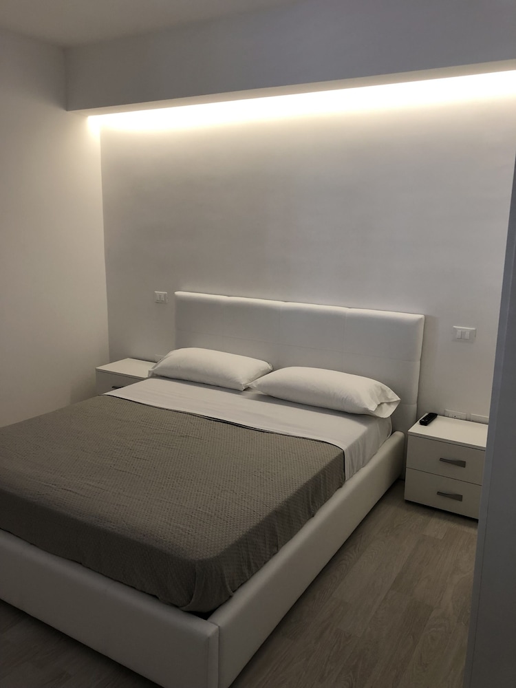 Deluxe Studio Suite (N. 7) photo 3