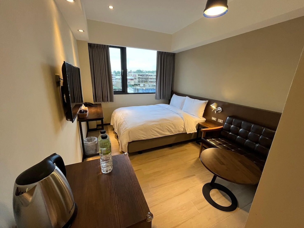 Standard Double Room - Photo 7