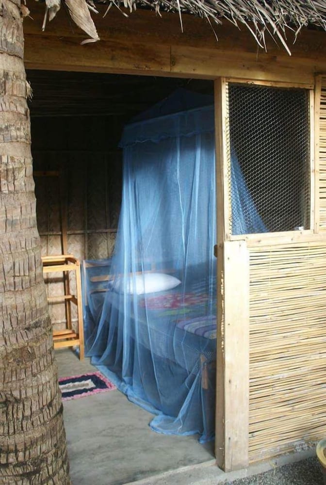 Basic Double or Twin Room, Shared Bathroom, Garden View photo 1