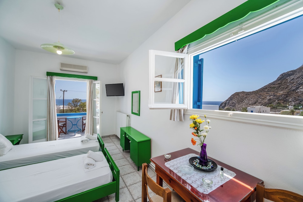 SEA VIEW STUDIO FOR 2 PERSONS