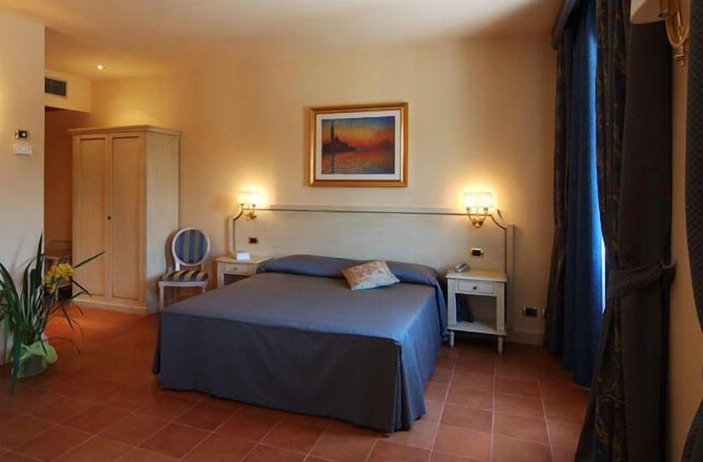 Double Room Single Use