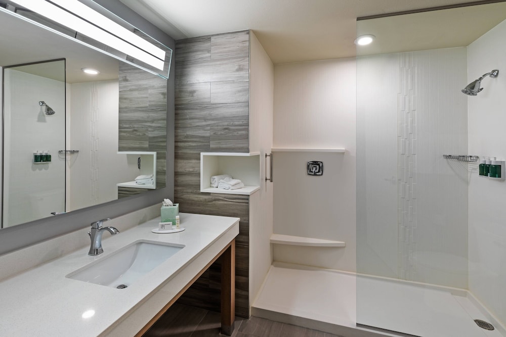 Townhome, 2 Bedrooms photo 2