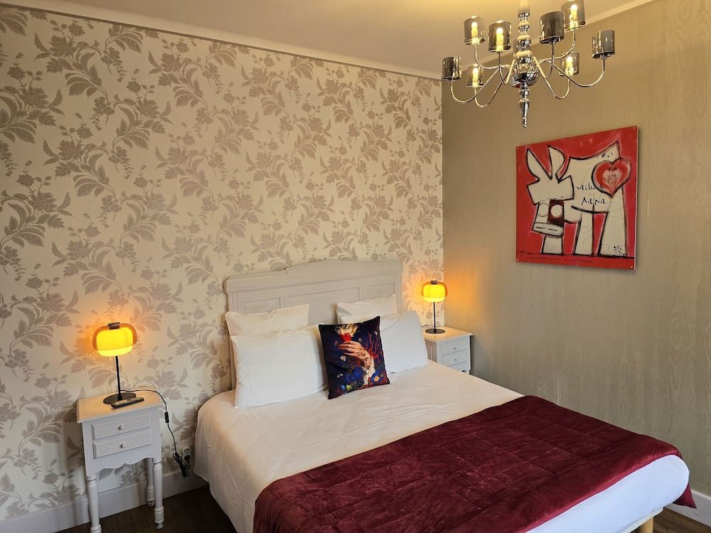 Double Room, Balcony (Queen Bed) photo 1