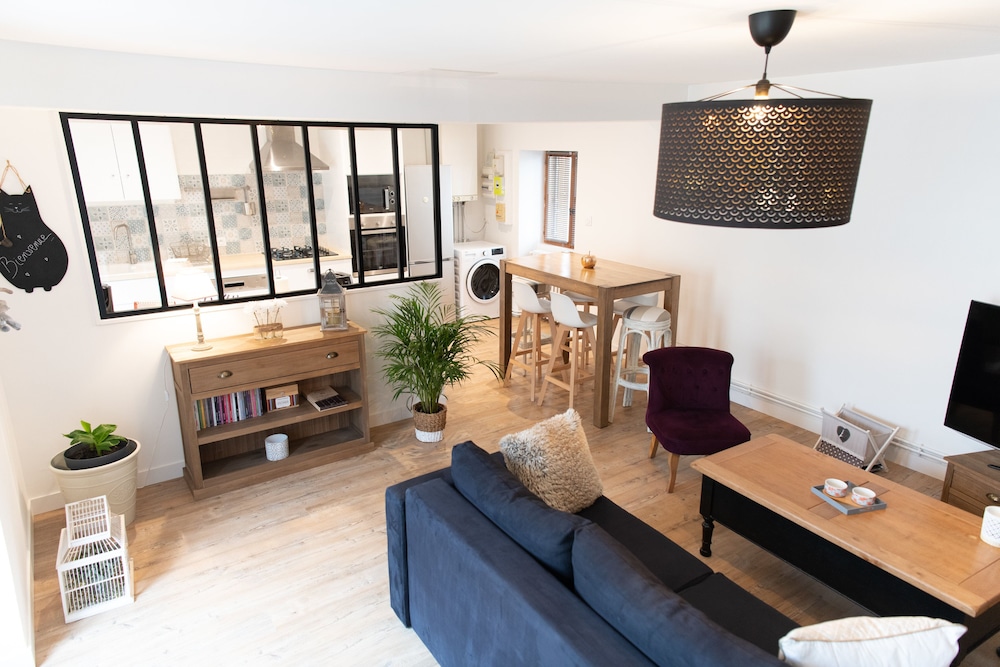 House, 2 Bedrooms