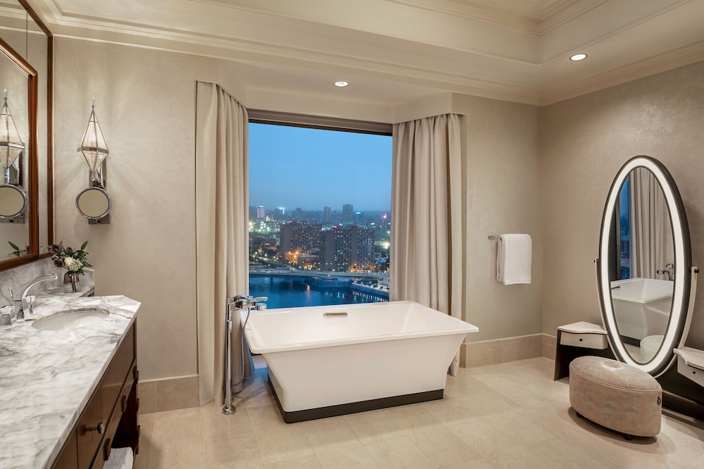 Apartment, 3 Bedrooms (St.Regis 3Bed Rooms Apartment)