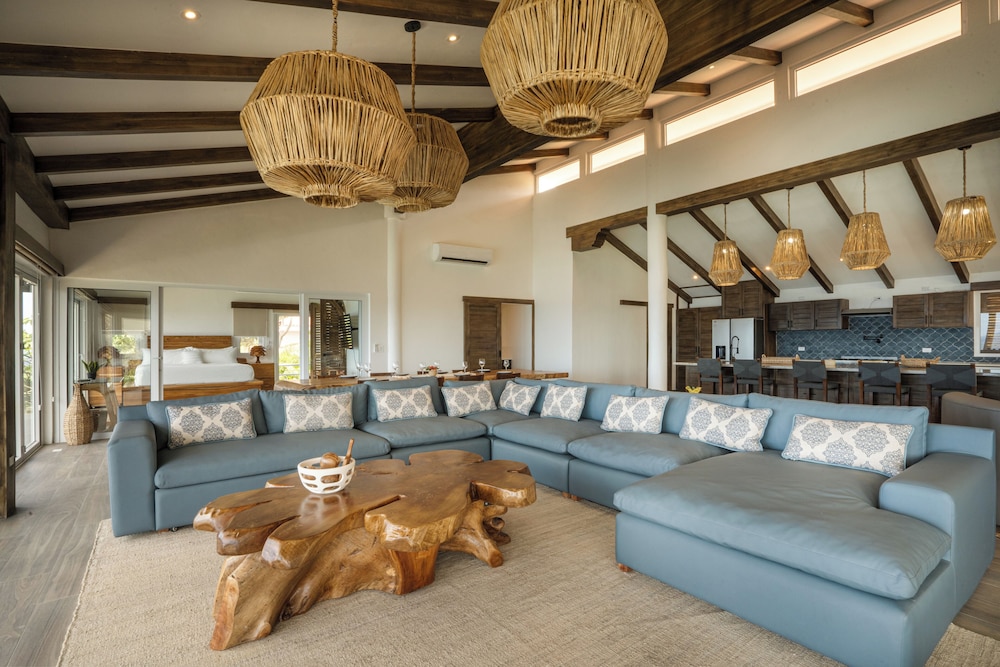 Casa Balcones del Mar- Signature