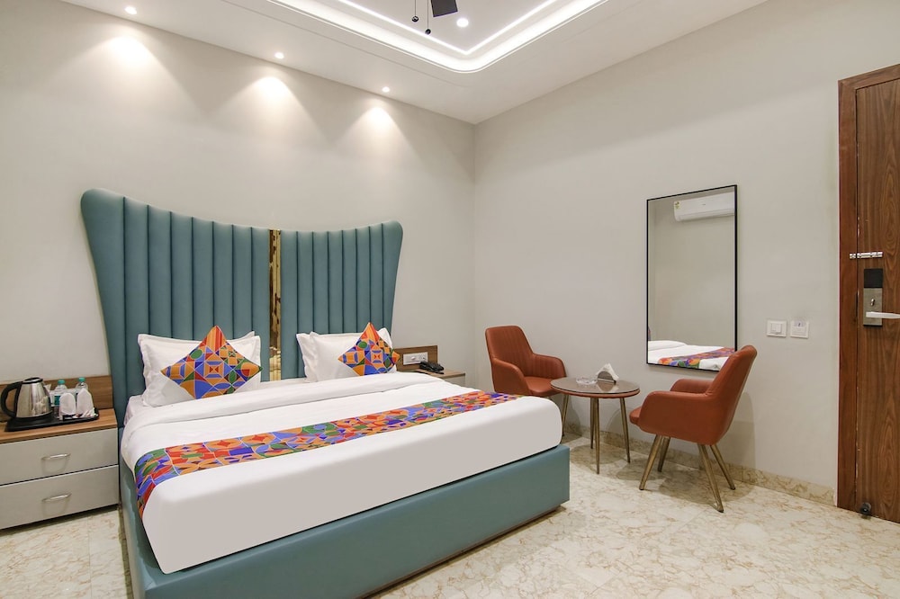 Deluxe Double Room, City View photo 3