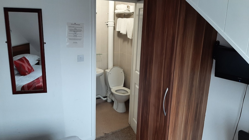 Single Room photo 2