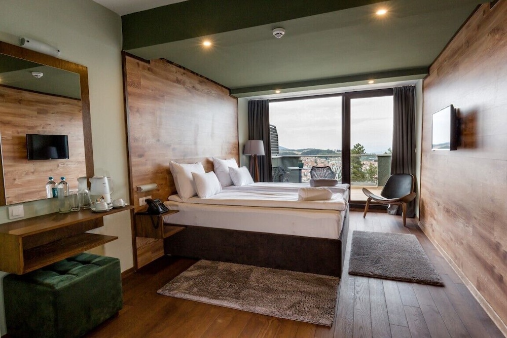 Basic Double or Twin Room