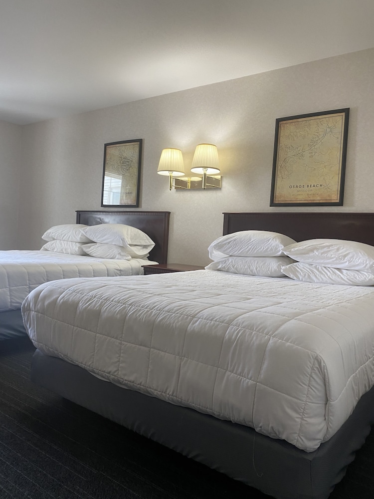 Deluxe Room, 2 Queen Beds, Non Smoking photo 1