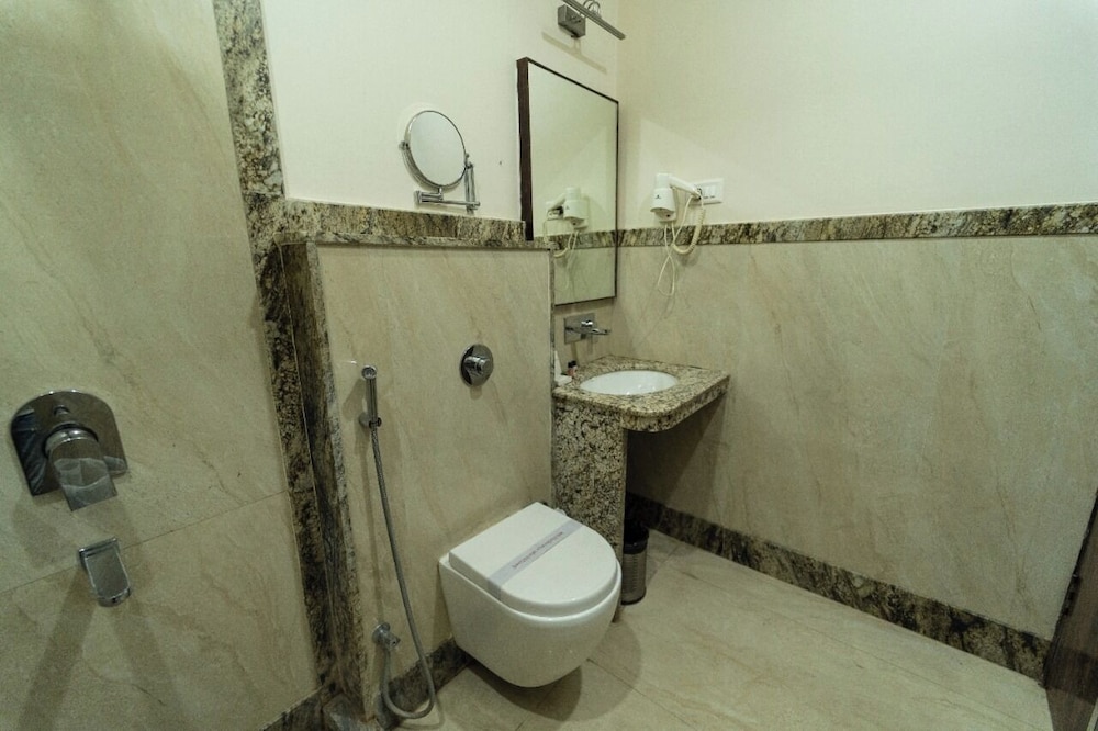 Premium Deluxe Room - Photo 2