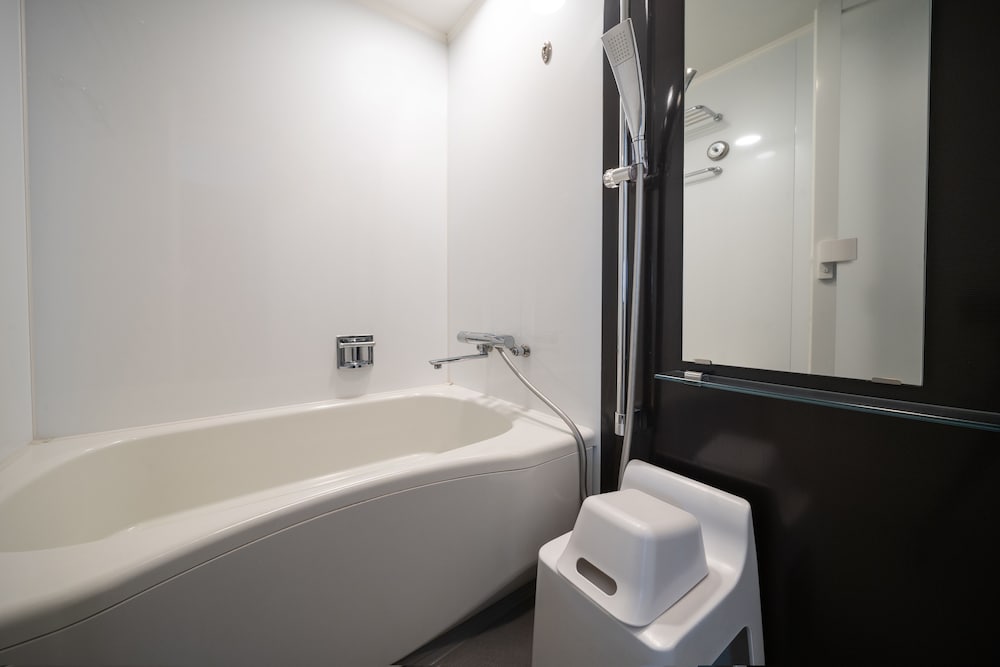 Deluxe Single Room, Non Smoking - Photo 4