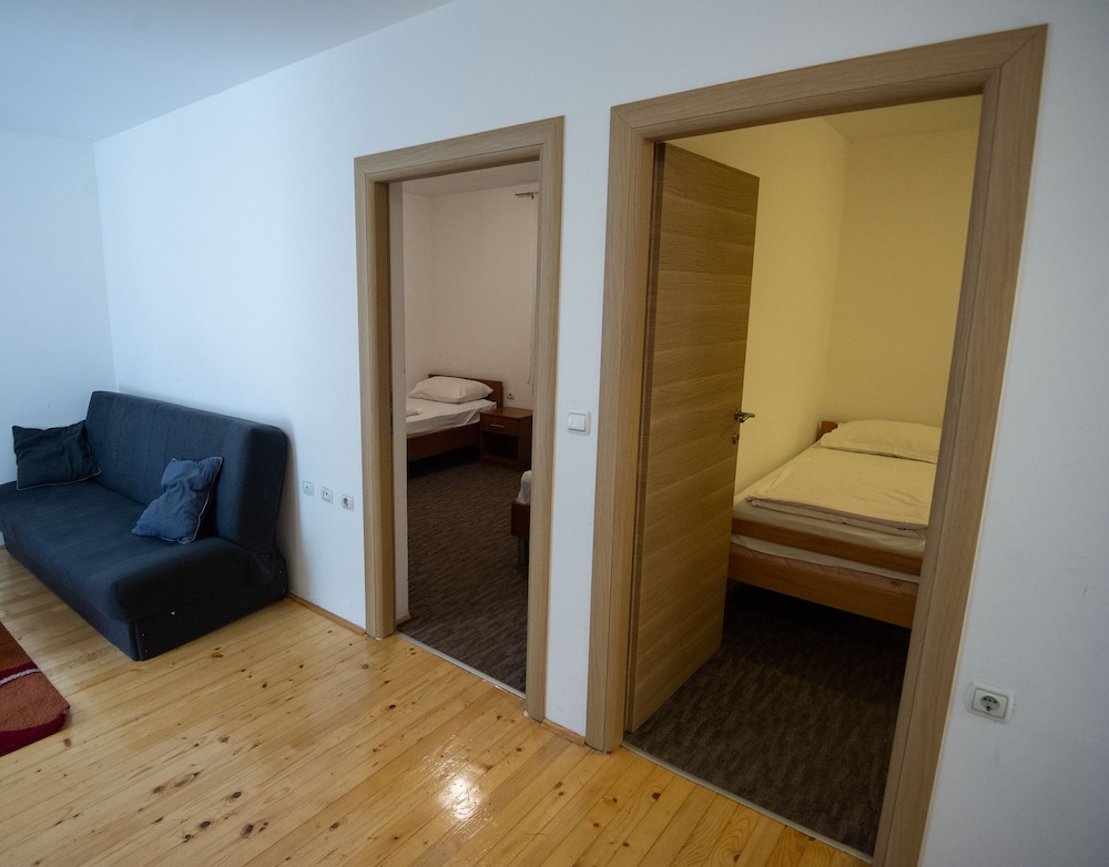 Standard Bungalow, 2 Bedrooms, Non Smoking, Garden Area photo 3