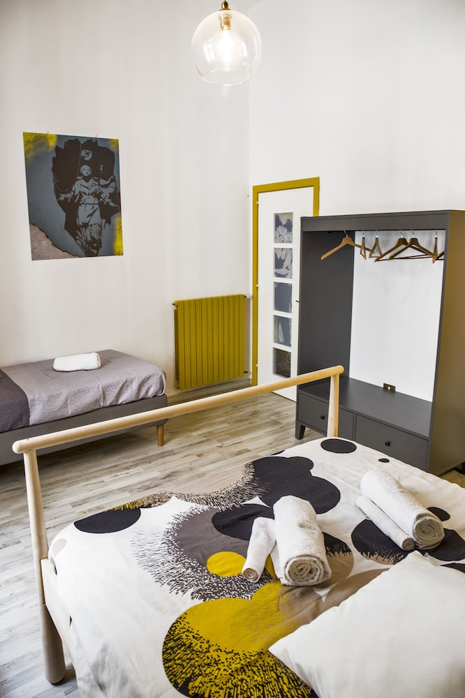 City Triple Room, Ensuite, City View