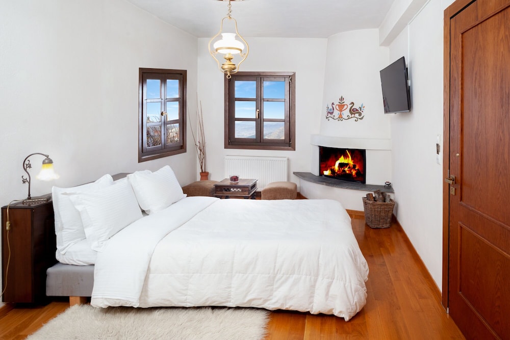 Classic Room (Panoramic view) - Photo 1