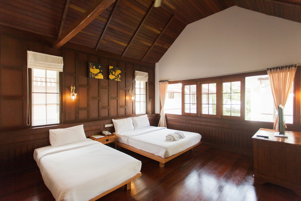 Deluxe Bungalow, 1 Queen Bed photo 2
