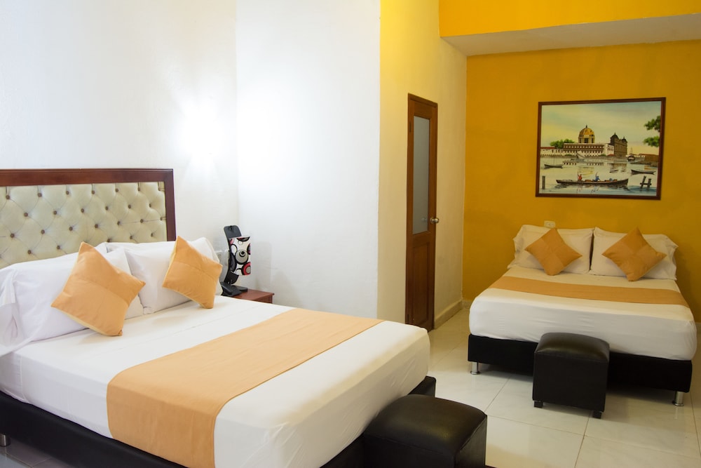Superior Double Room, 2 Queen Beds photo 1