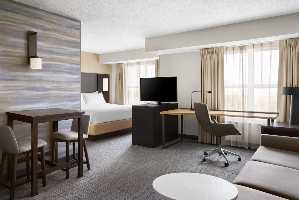 Studio Suite, 1 King Bed with Sofa bed (Mobility/Hearing Access, Transf Shwr) - Photo 1