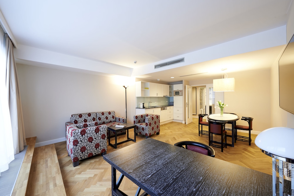 Executive Apartment, 1 Bedroom photo 2