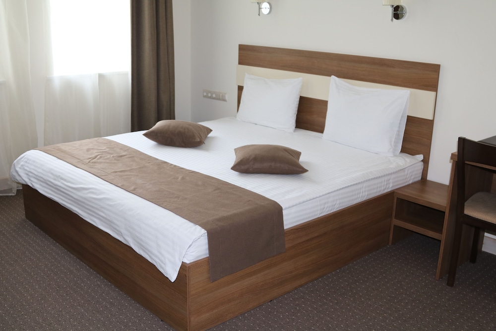 Deluxe Double Room, 1 King Bed, Non Smoking photo 1