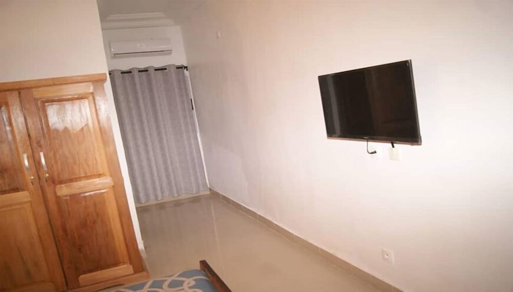 Basic Room, Garden View (Adiake) photo 2