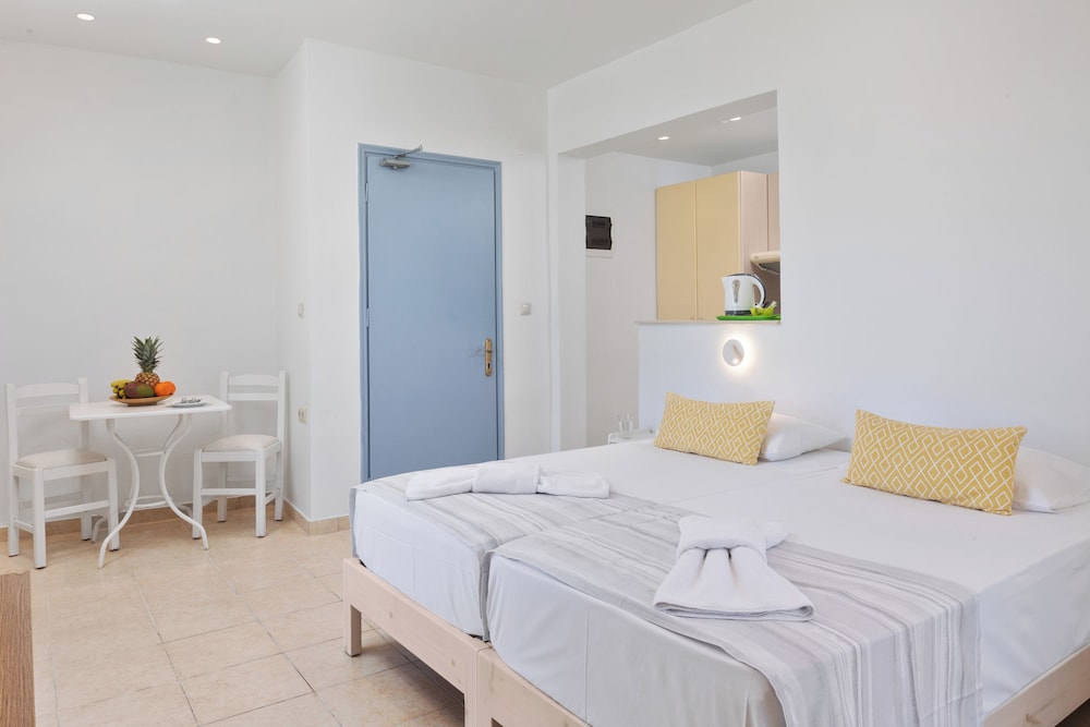 Superior Double or Twin Room, Balcony photo 2