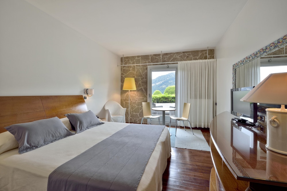 Double or Twin Room, Valley View (Prestige) photo 1