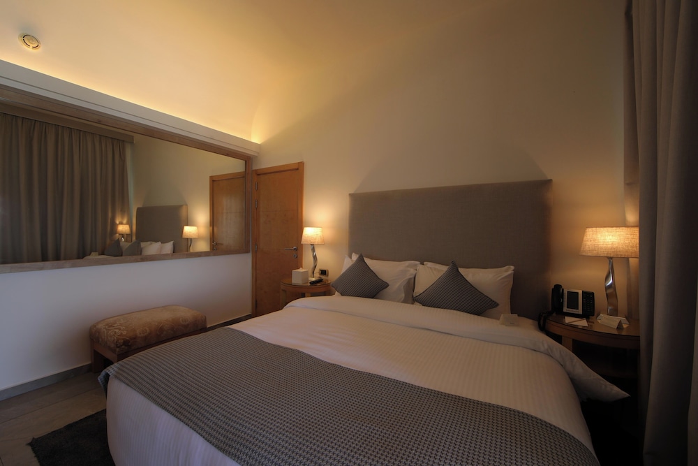 Superior Room, Sea View - Photo 4
