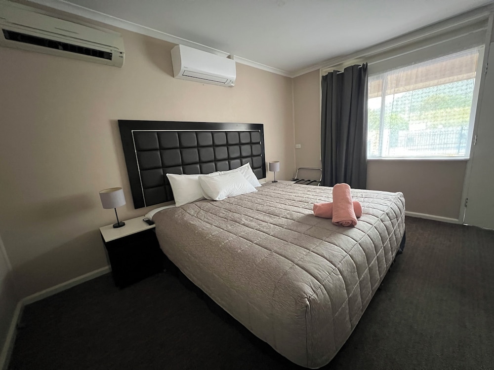Standard Room (Not Pet friendly)