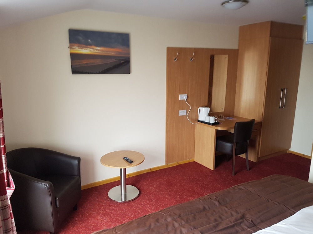 Superior Double or Twin Room, 1 King Bed, Sea View photo 2