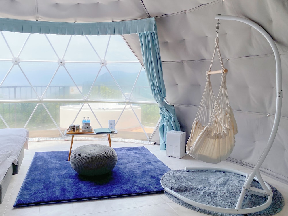 Basic Tent photo 3