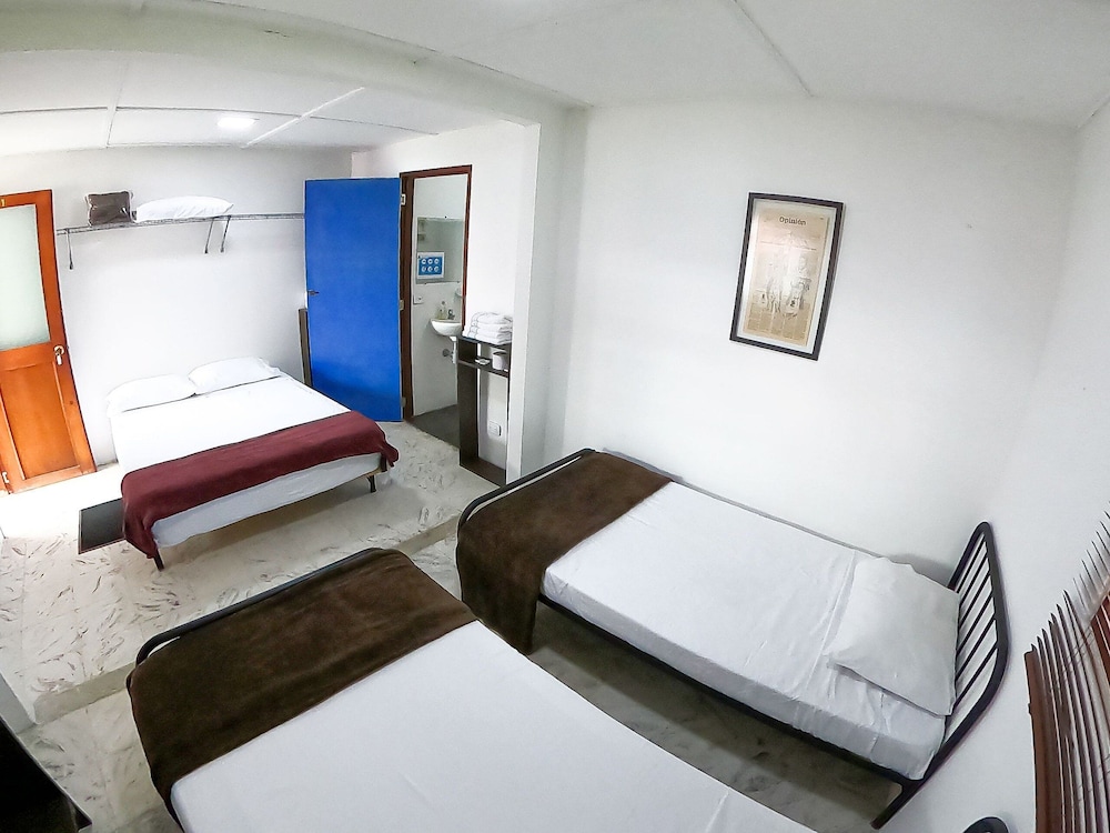 Family Quadruple Room photo 1