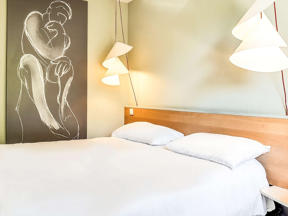 Standard Room, 1 Double Bed - Photo 8