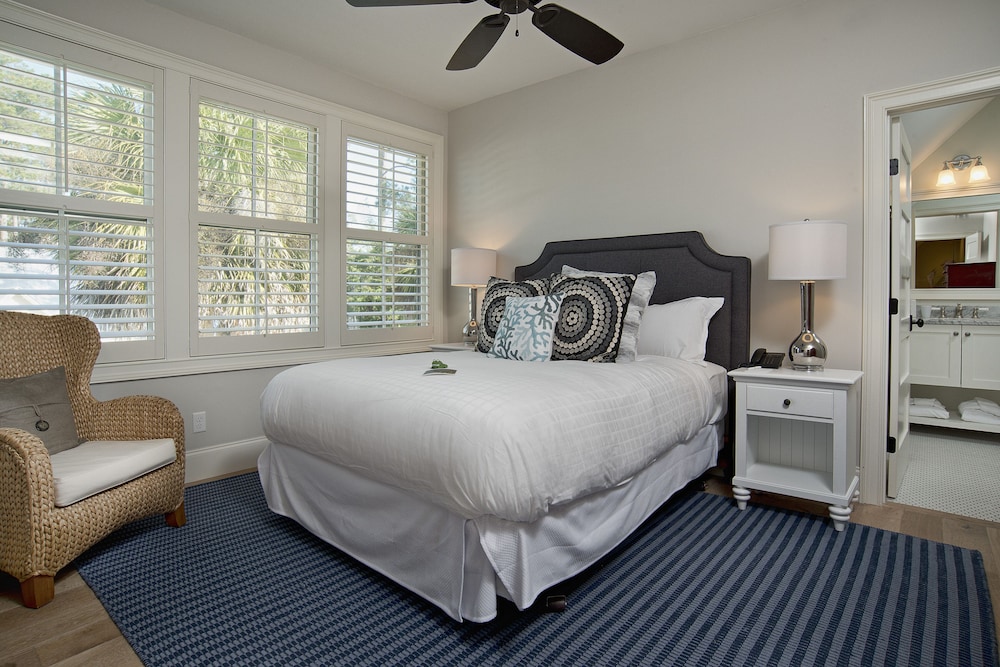 5 Bedroom Wilson Village Home 5048