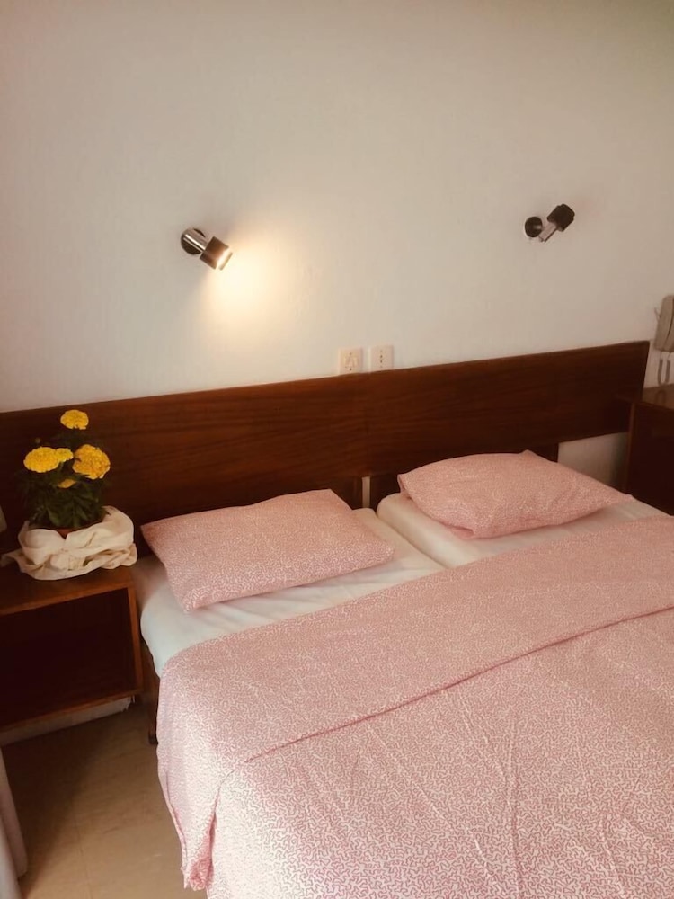 Economy Double Room photo 1