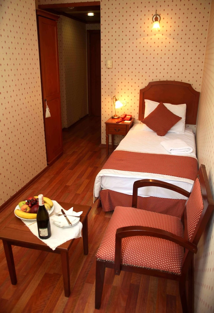 Single Room photo 1