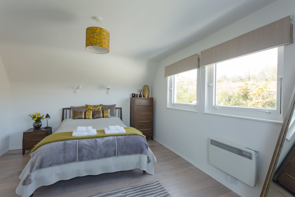 Deluxe Loft, 1 King Bed, Sea View photo 1