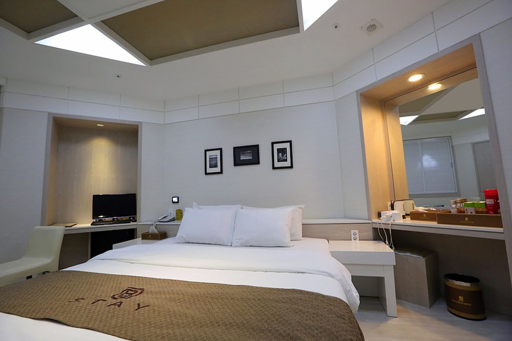 Standard Room photo 2