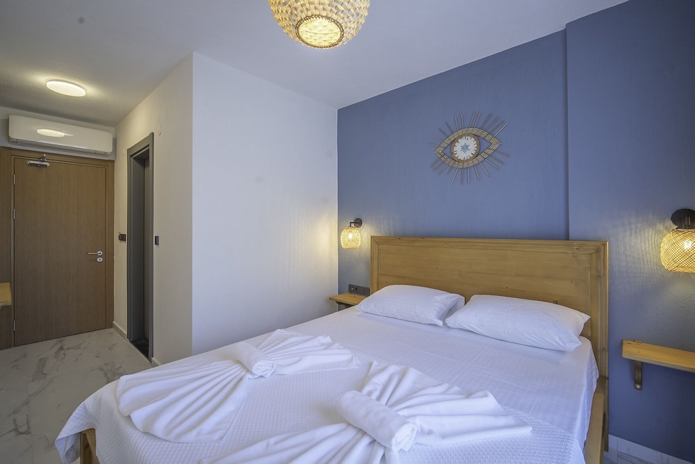 Standard Room photo 3