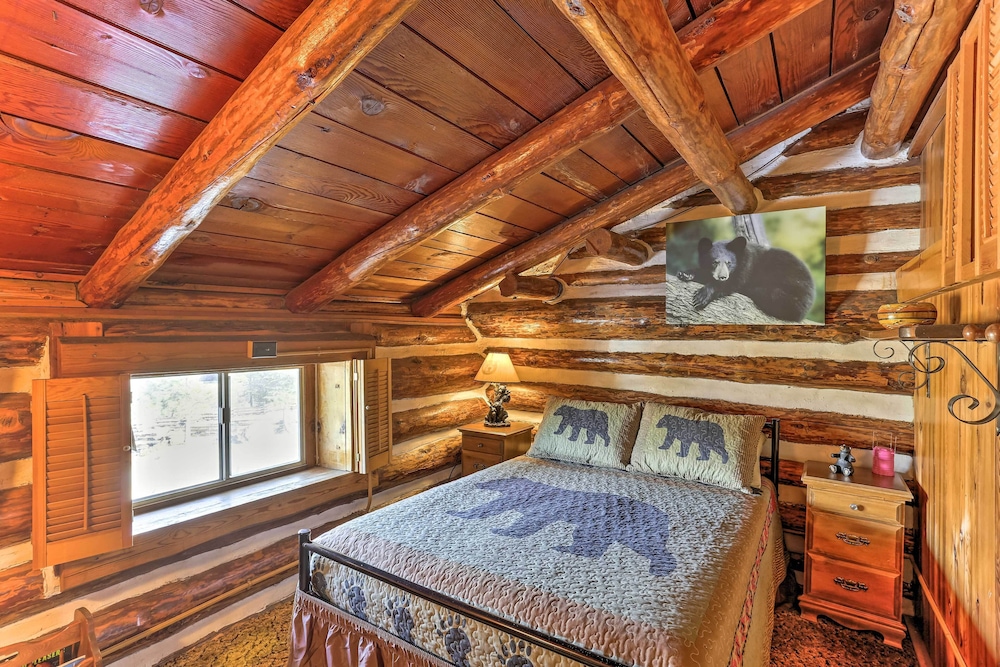 House (4 Bedrooms) photo 1