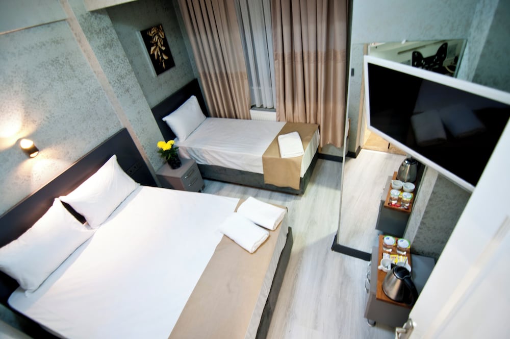 Classic Triple Room photo 3