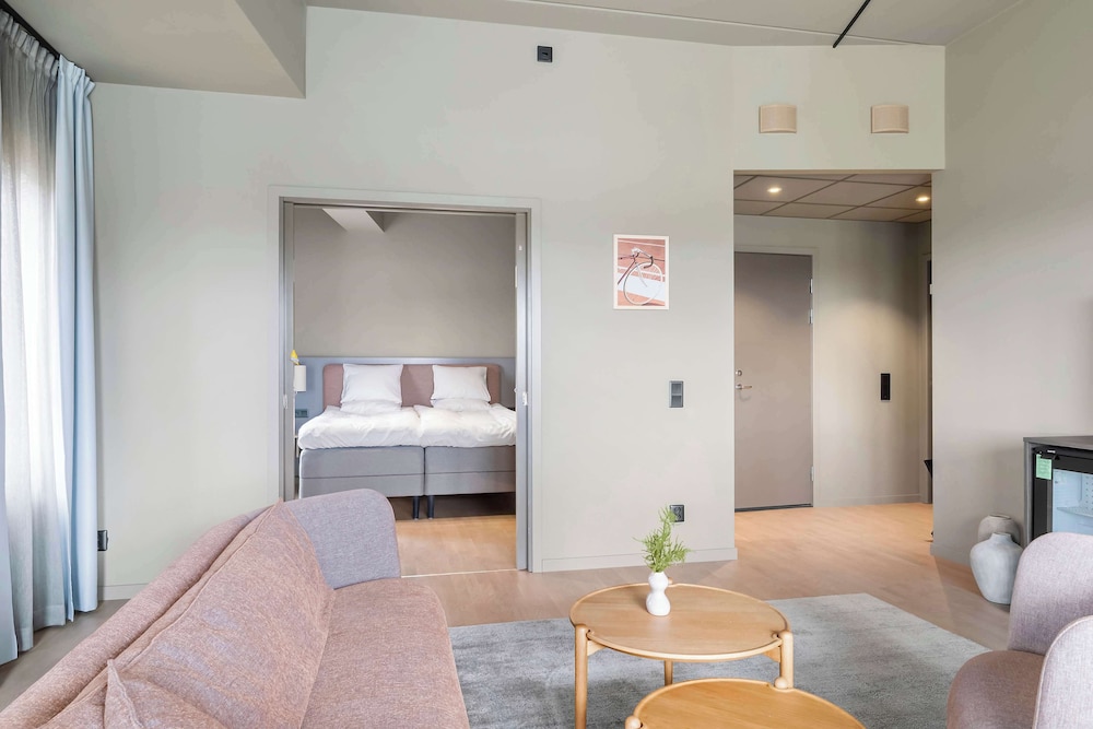 Junior Suite, Multiple Beds, Balcony, Sea View photo 3