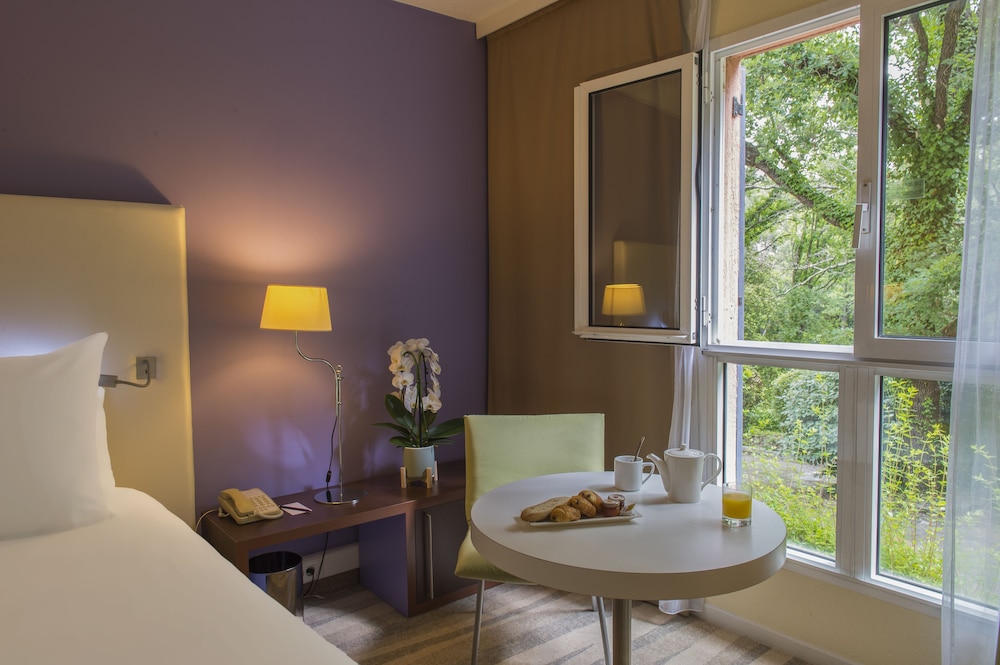 Standard Room, 1 Double Bed with Sofa bed photo 3