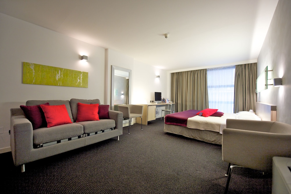 Superior Double Room, 2 Double Beds - Photo 5